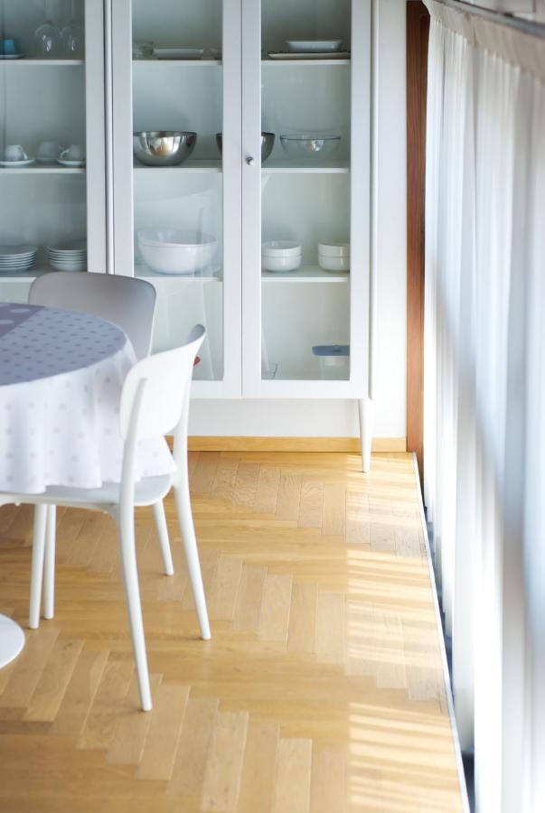 Residenza Puoti Apartment Peschiera del Garda Luaran gambar