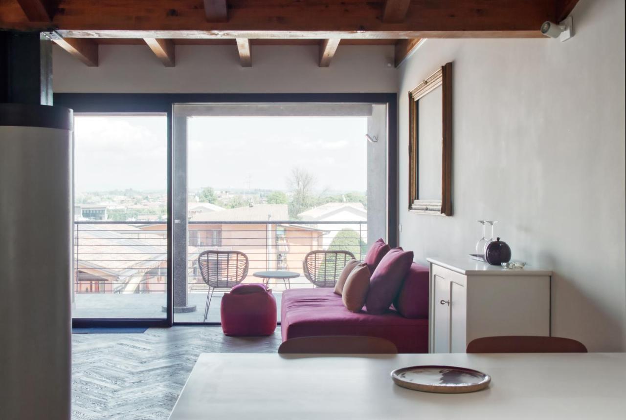 Residenza Puoti Apartment Peschiera del Garda Luaran gambar